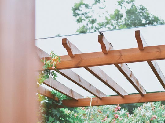 Installation de pergola à Cannes 06